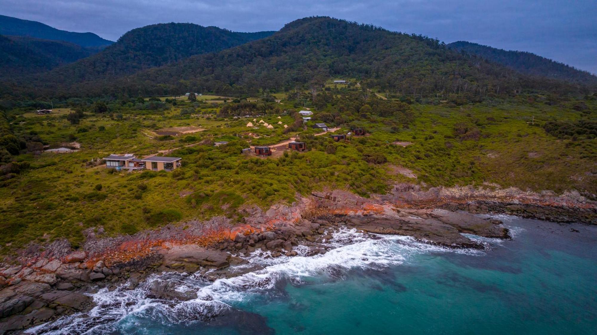 Little Beach Resort Four Mile Creek エクステリア 写真